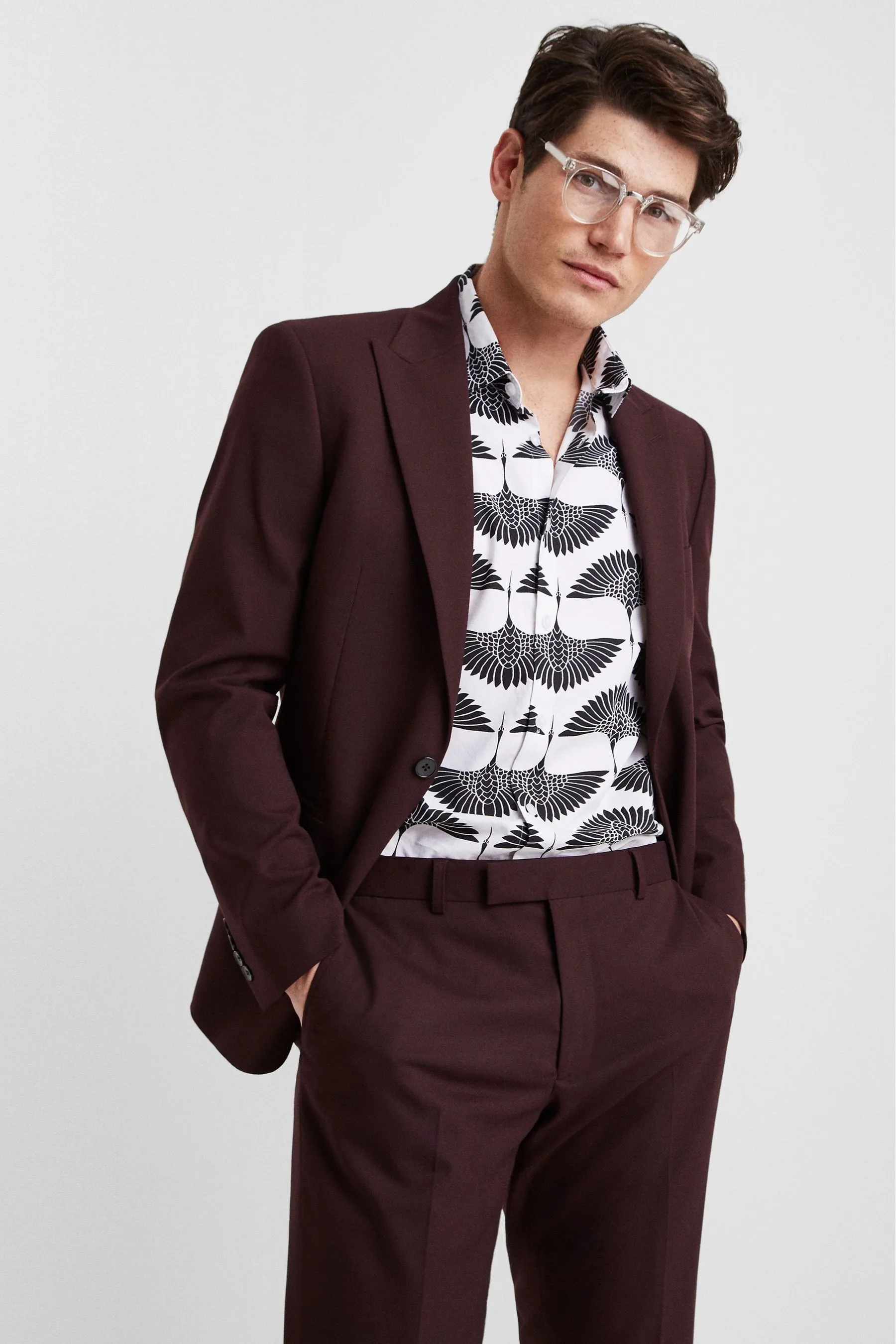 

Solid Men's Suit Custom Smart Casual Polyester V-Neck Winter Long-Sleeved Single Button Slim-Fit Cocktail Party 2Pieces