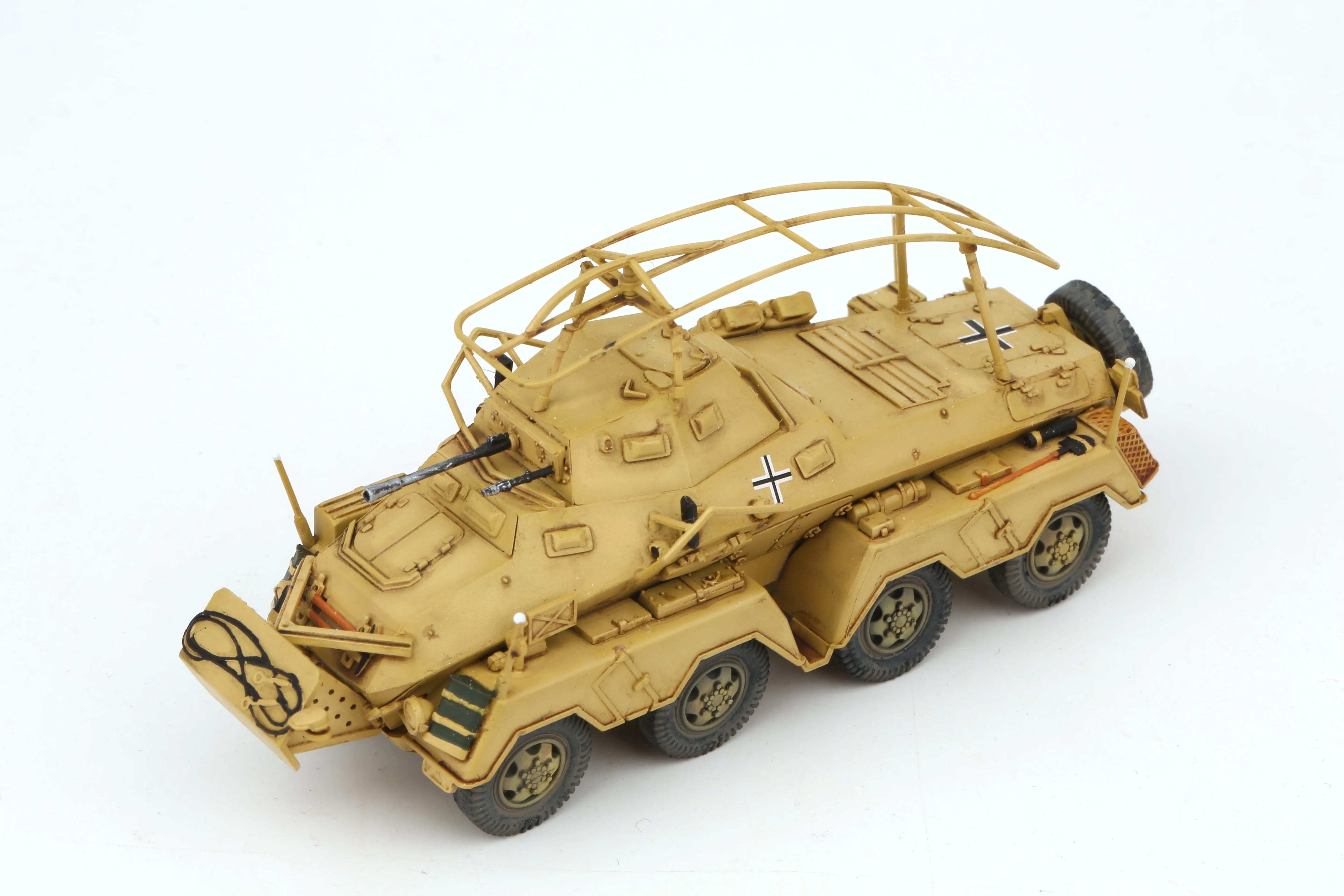 

Simplest 72020 1/72 German Sd,kfz 232 Armored Vehicle Built Model