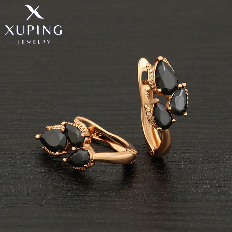 Xuping Jewelry Charm Gift Three Stone Color Copper Alloy Fashion Flower Shaped Gold Color Earring for Women Gift X000011853