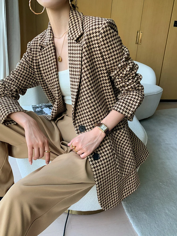 Houndstooth woolen blazer women\'s short section 2020 autumn and winter new temperament all-match thick plaid suit