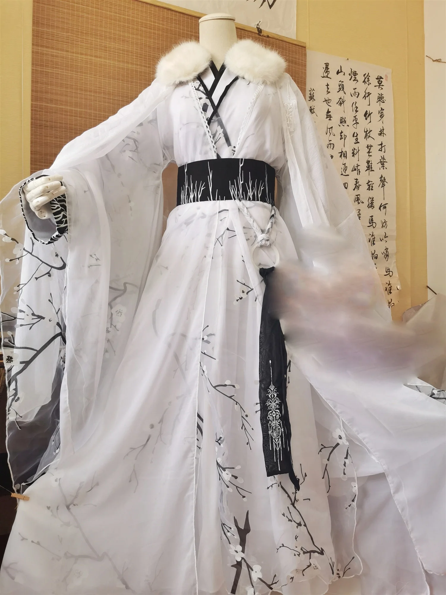 Shuang Mei Plum Blossom Embroidery White Male Immortal Scholar Cosplay Hanfu Costume Cos Mei Hanxue Gu Jun Bai ZiHua Male Hanfu