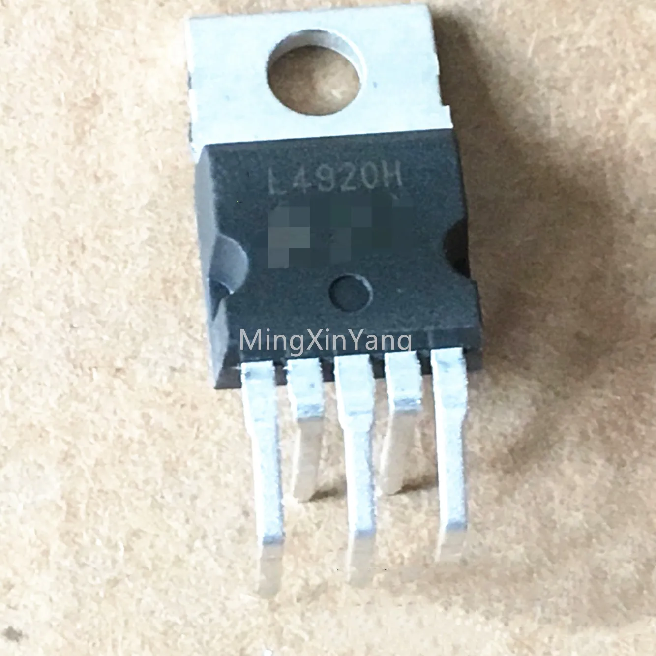 5PCS L4920H TO-220-5 Integrated Circuit IC chip