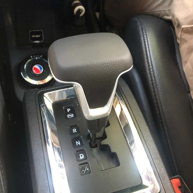 

For Dodge Coolway Cool Bo Fengzhe car automatic gear shift knob leather gear shift gear head shift lever modified rod head