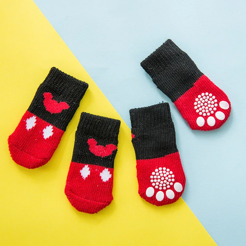 4pcs/set Cute Pet Dog Socks Warm Anti-Slip Dogs Indoor Boots Socks Knitted Pet Puppy Shoes Sock Chihuahua Shoes Paw Protector