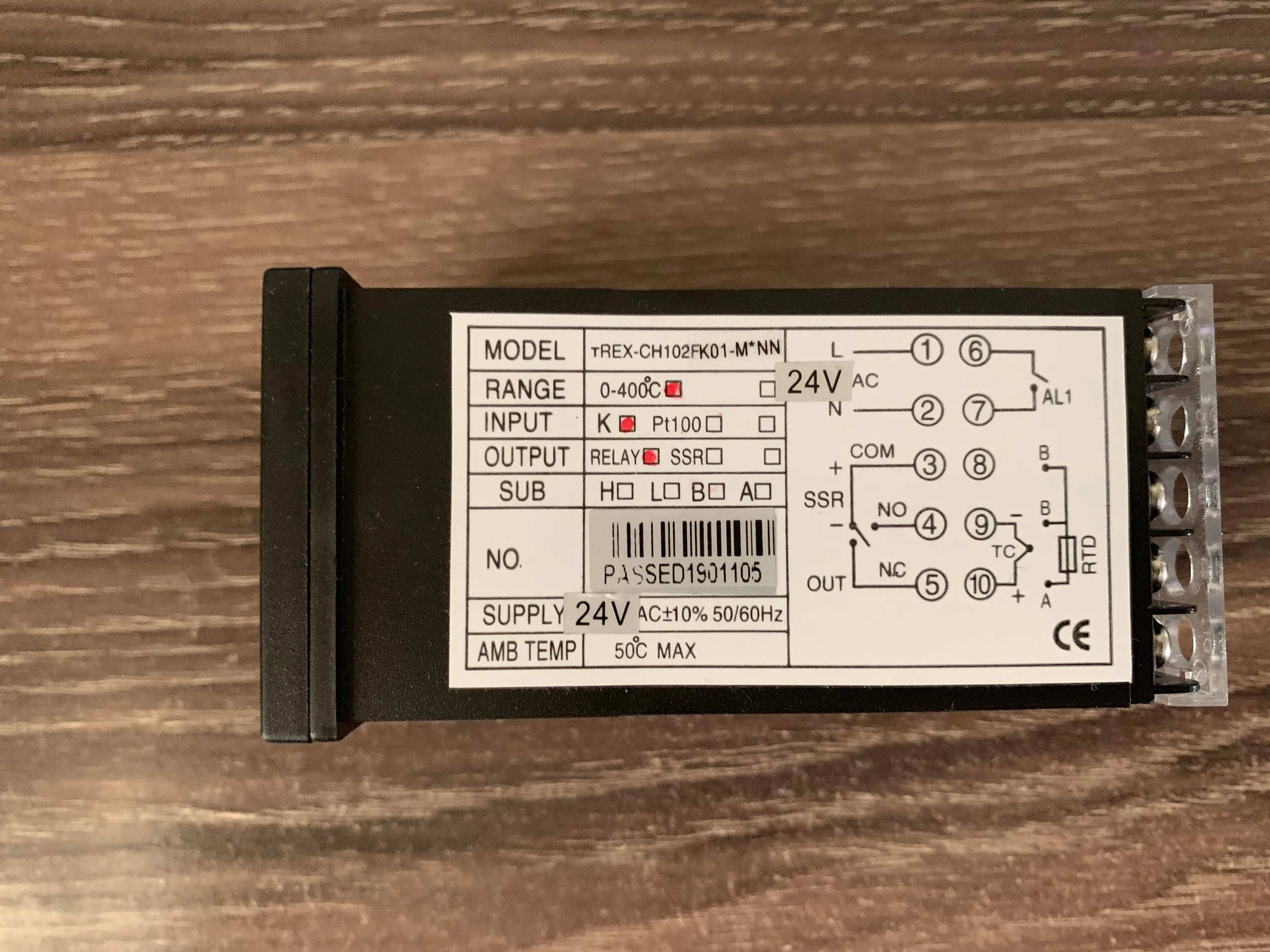 Genuine SKG / CH102 high-precision  shelf  TREX-CH102FK01-M*NN AC24V  security temperature controller