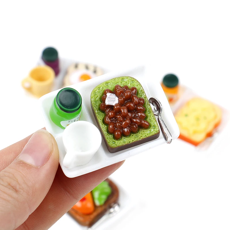 Casa de muñecas en miniatura, plato para pan tostado, mermelada, juego de cuchara y taza, juguete de cocina para Barbies, accesorios de cocina