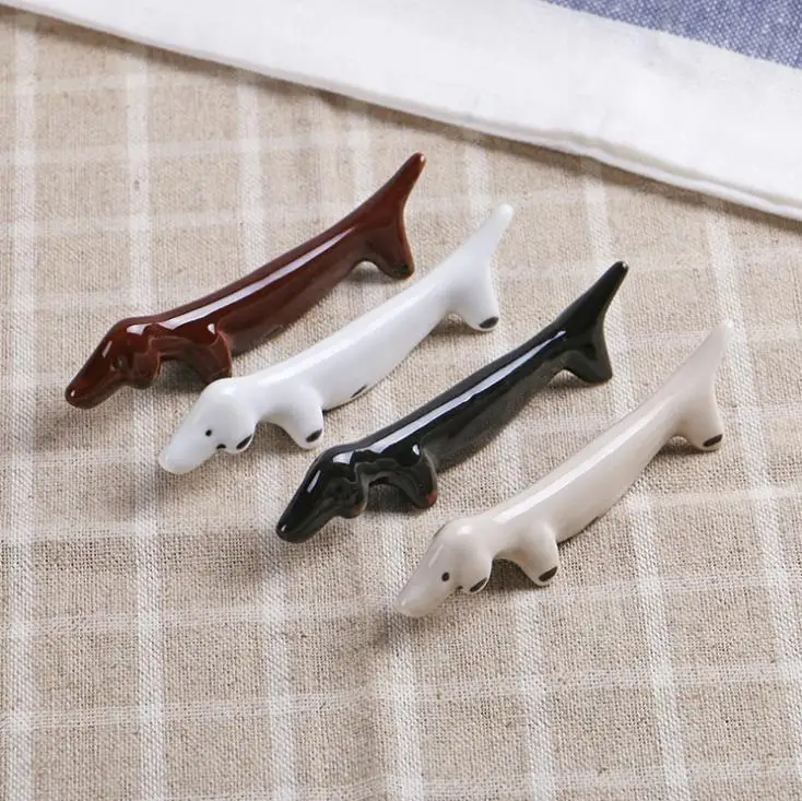 100pcs Japanese-style Retro Ceramic Dachshund Dog Tableware Frame Restaurant Chopsticks Stand Holder Dining Tool SN3801