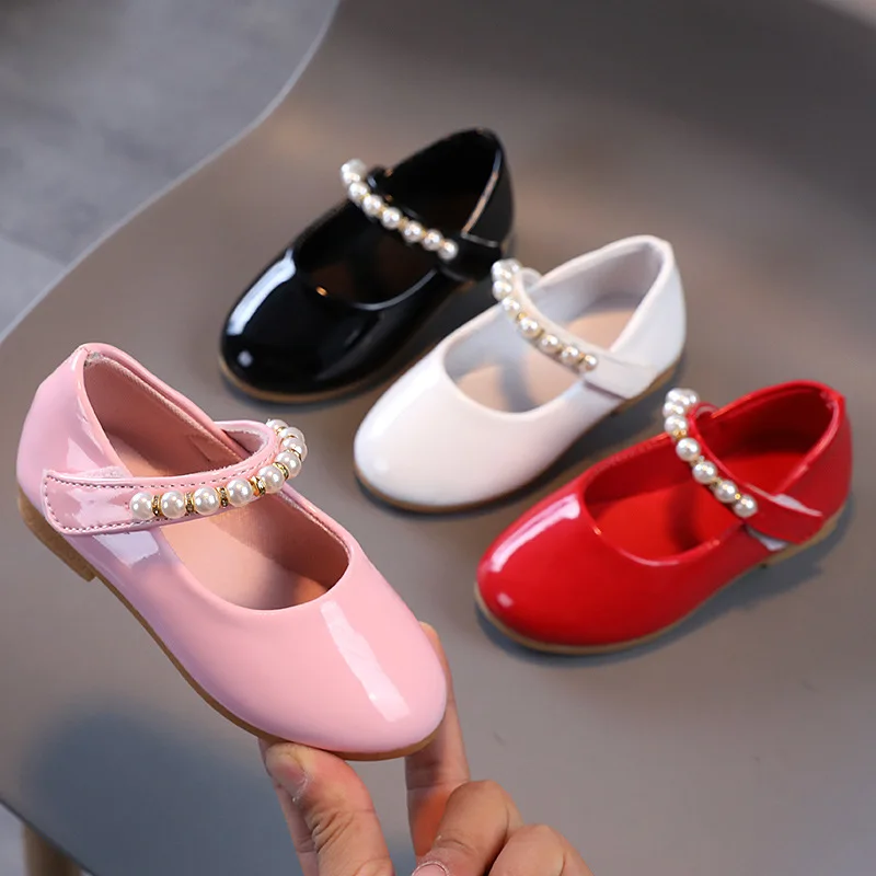 Cute Girls Leather Shoes New Spring Autumn Pearl Princess Shoes Children's Soft Bottom Black Pink Baby Performance Shoes G557