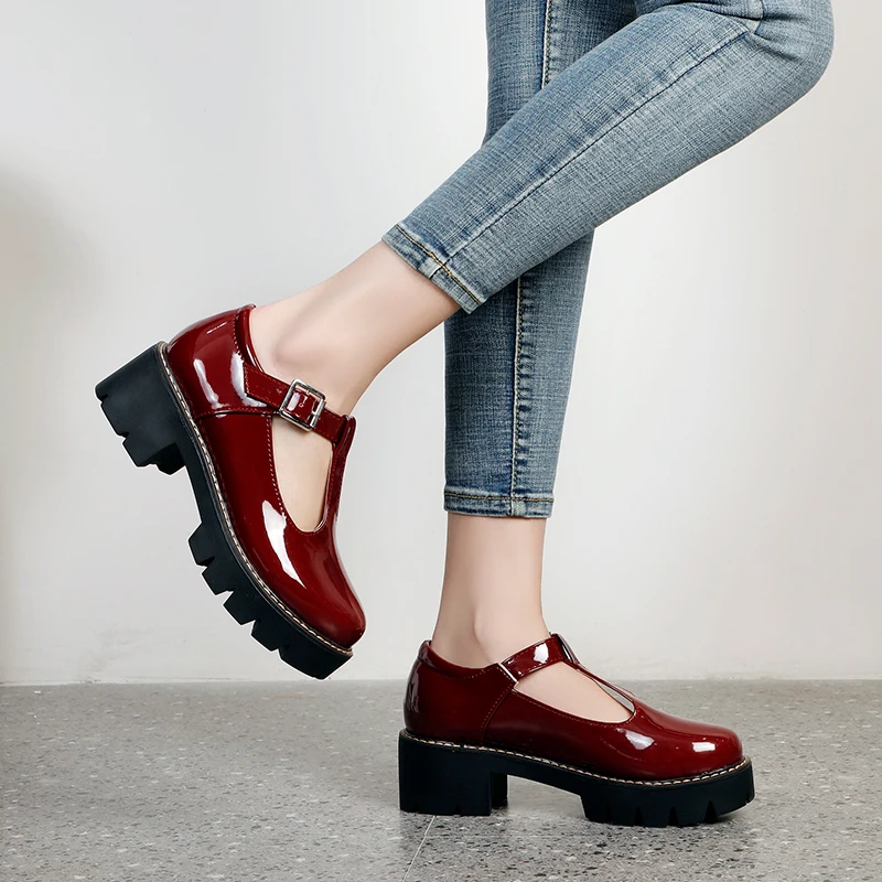 2024 scarpe da donna scarpe Lolita stile giapponese donna Vintage Soft Sister Girls scarpe con plateau tacco alto studente universitario Mary Jane