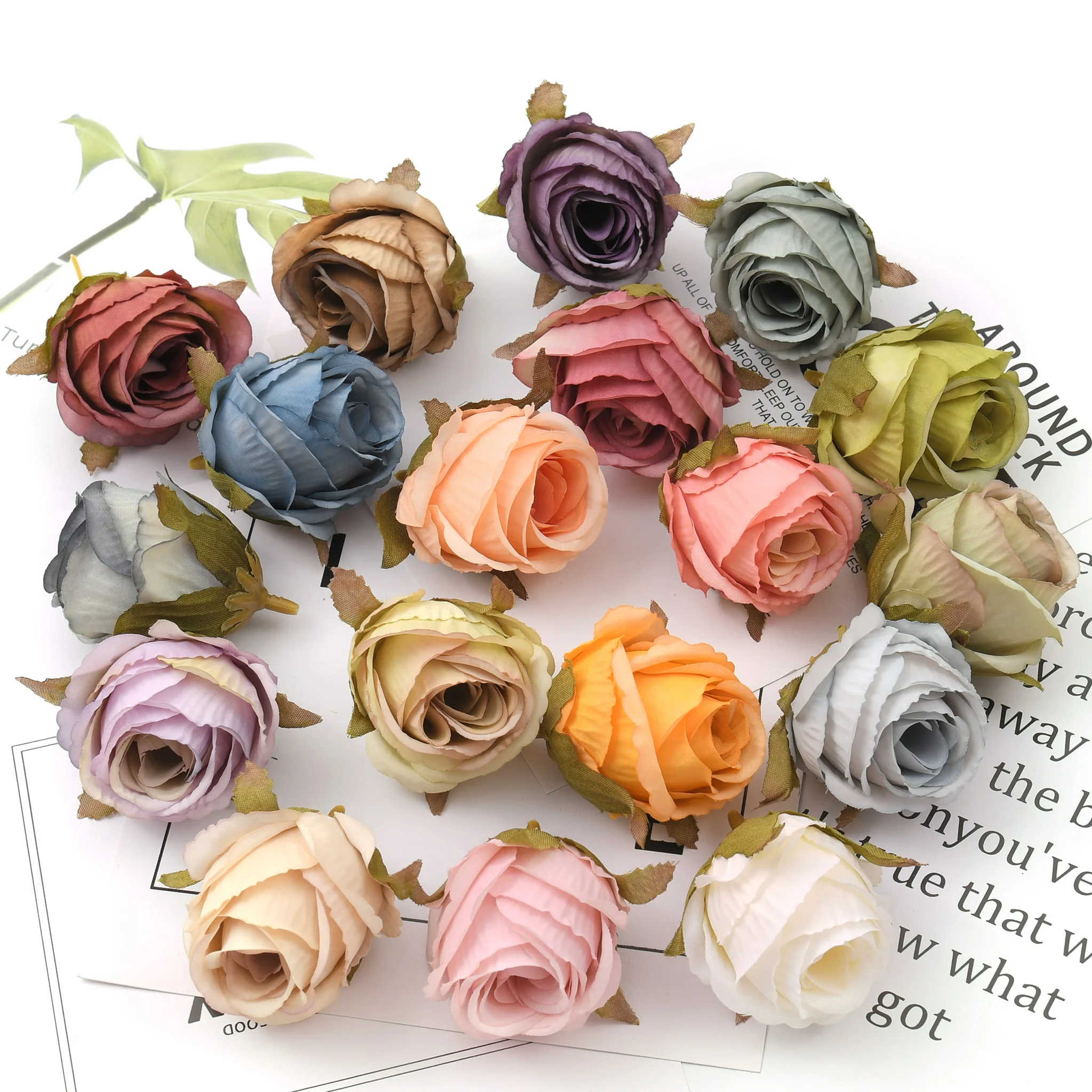 50pcs 4cm White Rose bud Artificial Silk Flower Heads Wedding Decoration DIY Wreath Scrapbooking Craft Fake Flowers