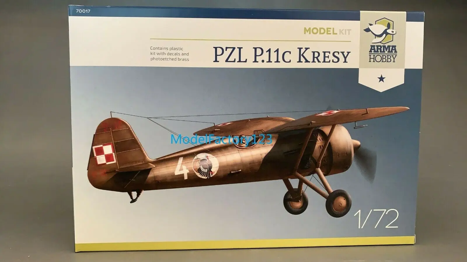 

Набор моделей для мульси оружие хобби 70017 1/72 PZL P.11c