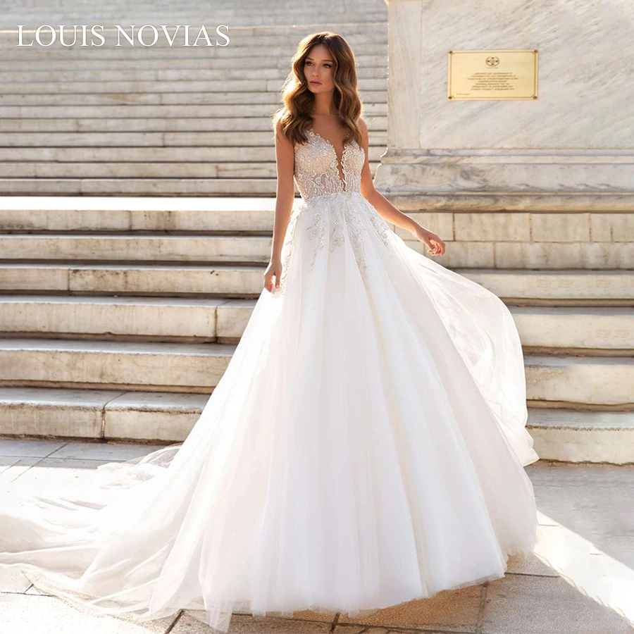 

Louis Novias Princess Wedding Dress Sleeveless Exquisite Embroidery Backless Crystal Appliques Court Train Vestido De Noiva