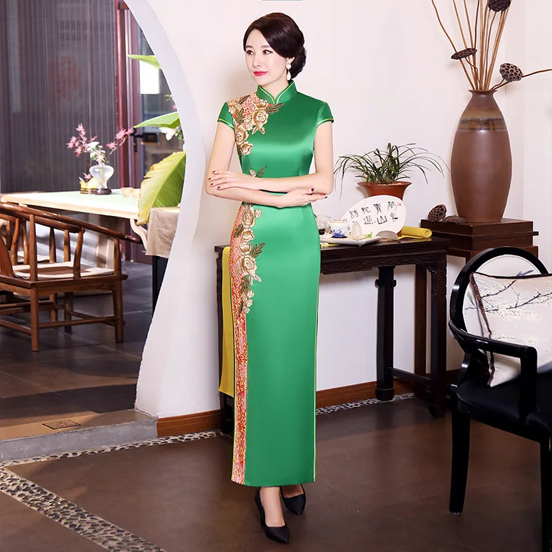 Novelty Women New Chinese Traditional Long Qipao Fashion Stage Show Social Etiquette Dress Vintage Classic Slim Cheongsam