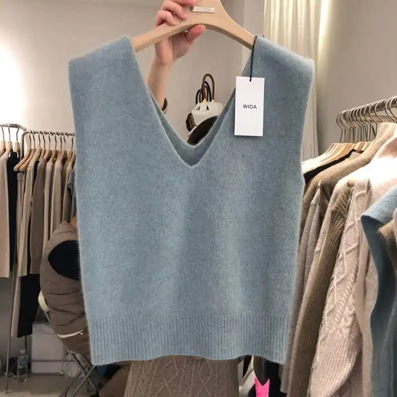 New Fashion Vest Ladies Knitted Autumn Winter Cashmere Sweater Women Sleeveless V-Neck Pullover Korean Female Vest Loose Tops