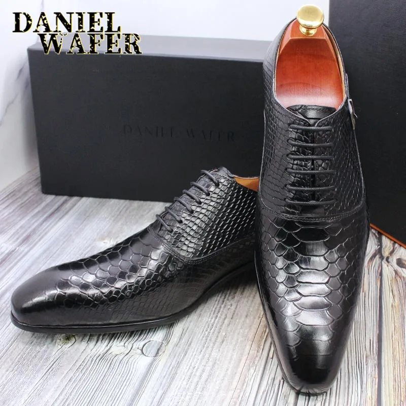 Modische Herren-Lederschuhe mit Schlangenhaut-Aufdruck, klassische Schnürung, Oxford, formell in Wein, Blau, Kaffee, Schwarz – spitze Zehenpartie – Detail 13