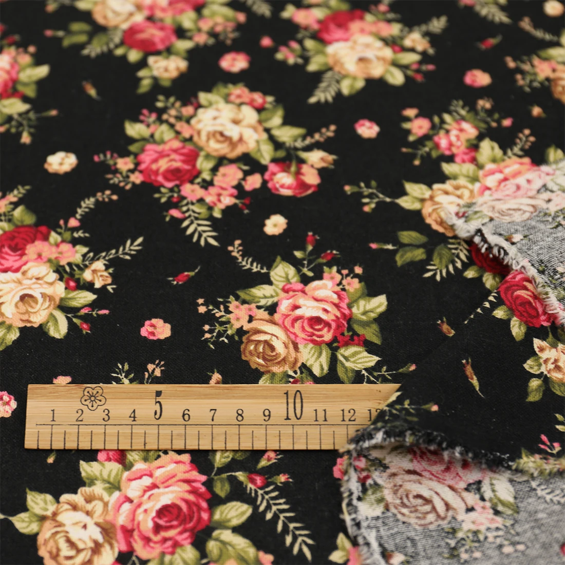 100% Cotton Digital Print Rose Pastoral Vintage Fabric For Sewing Tablecloth Patchwork Dress Floral Cloth