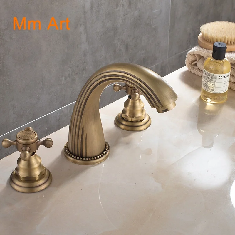 Factory sale European style antique copper deck-mounted 3-hole bathroom sink faucet dual handle basin mixer water tap XR1345