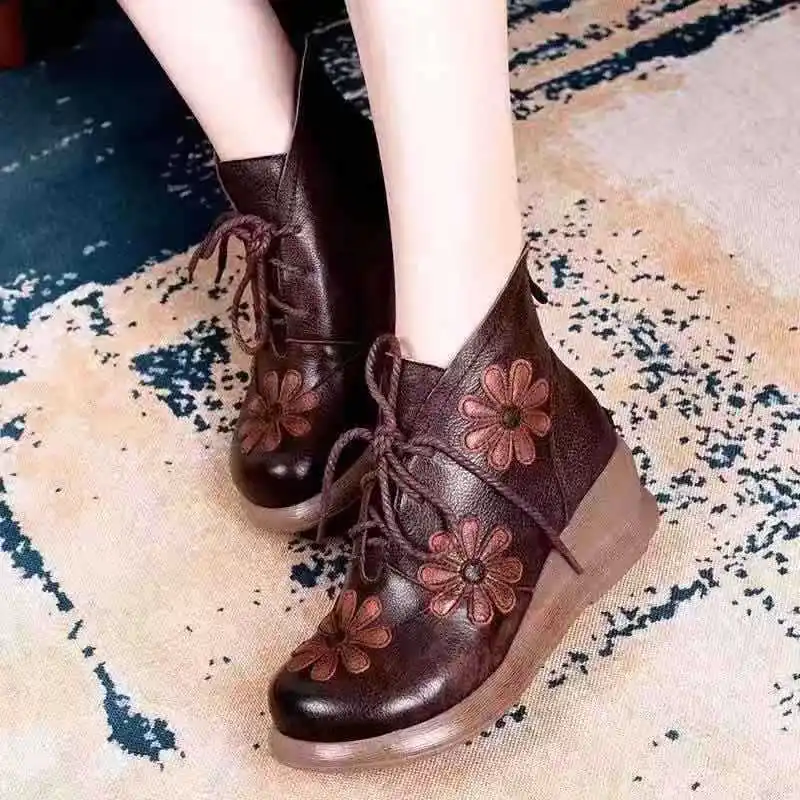 Xiuteng New Round Toe 100% Genuine Leather Wedge Heel Ankle Boots For Women Winter Warm Shoes Women Platform Boots With Flower