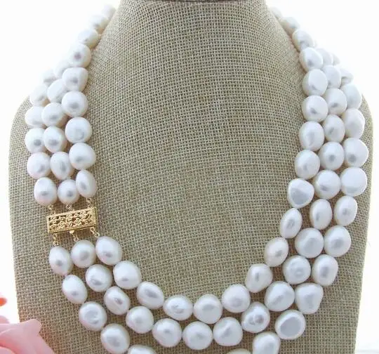 

FC123110 17-19" 9-10mm AA White Baroque Pearl Necklace