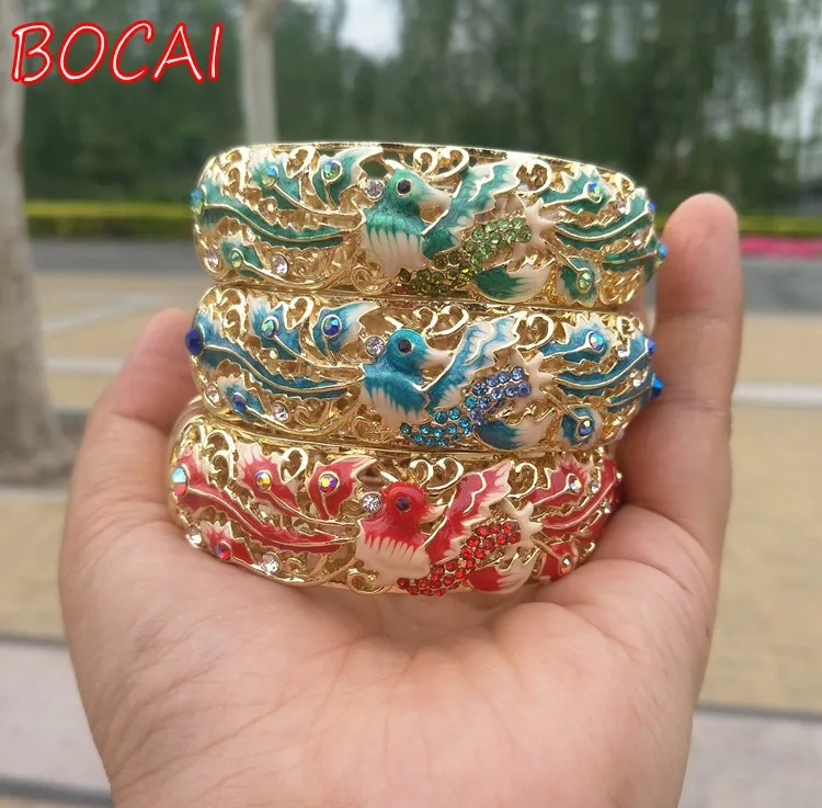 

Gilded Cloisonne Bracelet Hollow Fashion Jewelry