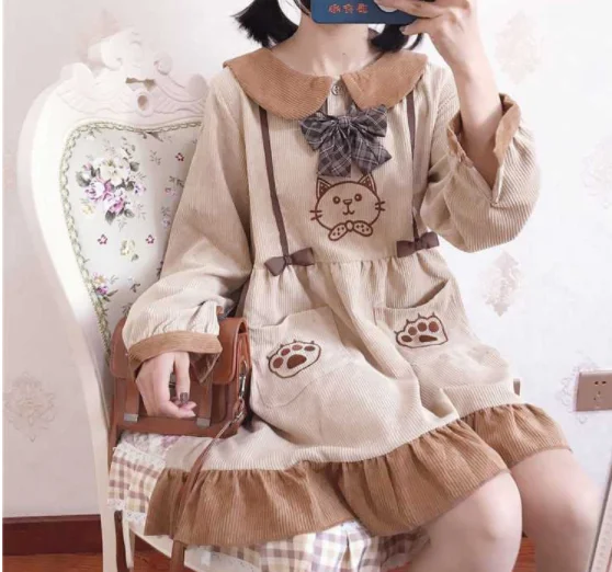 Vestido de manga larga de encaje para mujer, vestido femenino de lolita, con cuello de muñeca, estampado bonito, retro