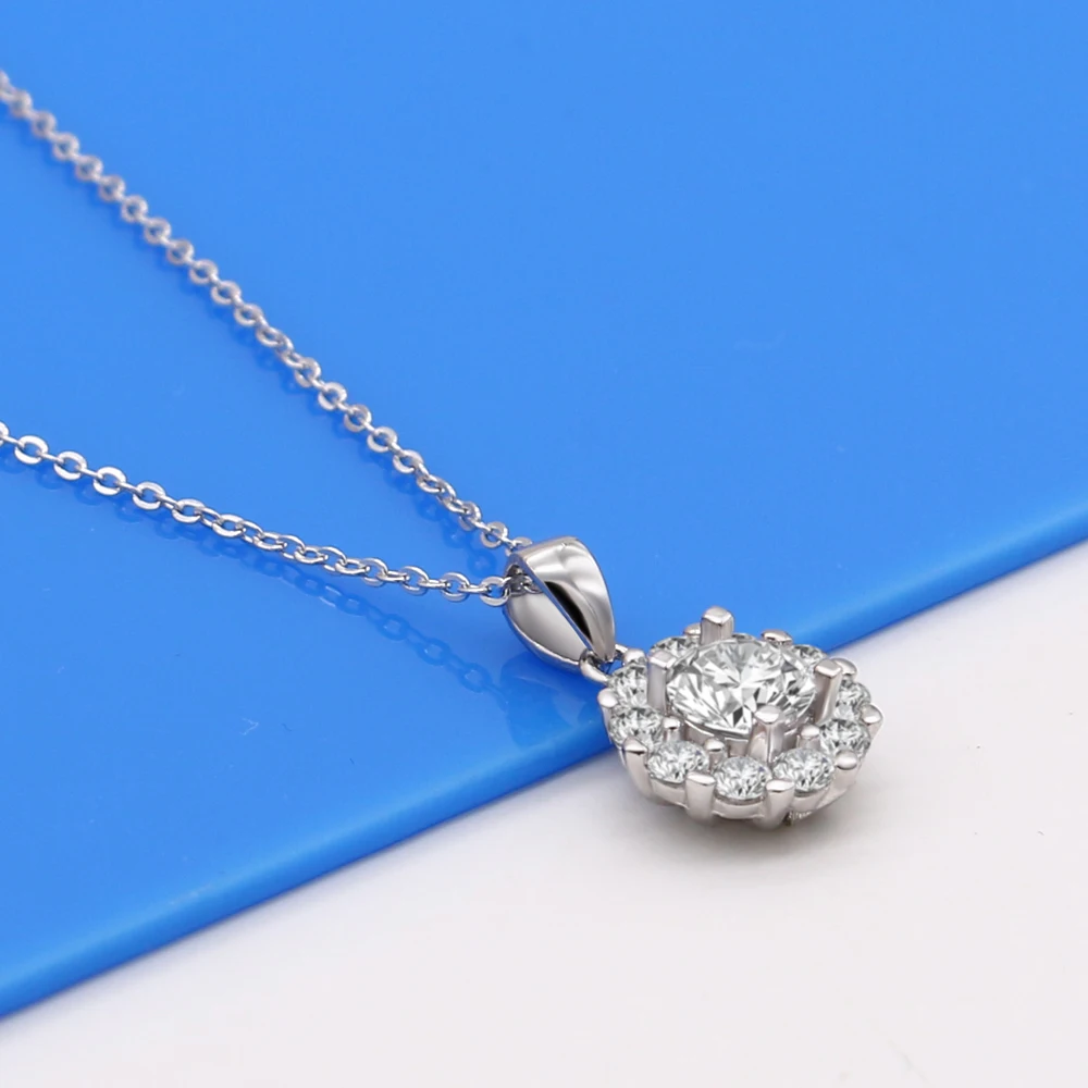 

Легкое роскошное ожерелье из серебра 925 пробы, блестящее ожерелье с подвеской из циркона, новая персонализированная цепочка на ключицы, женский ювелирный воротник