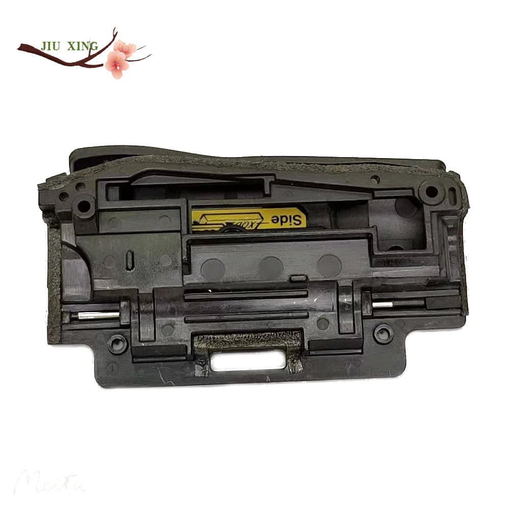 เปลี่ยนสำหรับ Nikon D850 CF การ์ดประตูหน่วยความจำ Chamber ฝาปิดยาง99% ใหม่เดิม