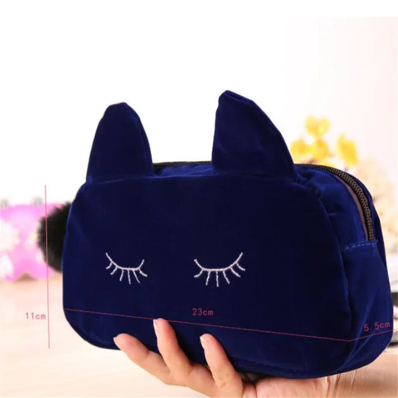 Portable Cartoon Cat Coin Storage Case Travel Makeup Flannel Pouch Make Up Organizer Beautician Cosmetic Bag Toiletry Wash Kits