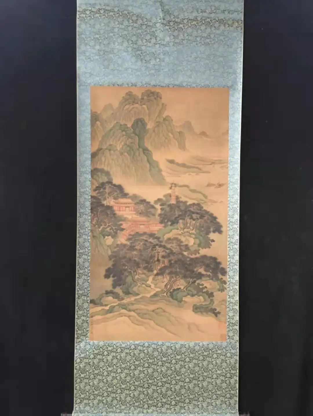 

Old Chinese Hand-painted Chinese paintings,Ancient Chinese Scroll,Landscape pavilions & towers