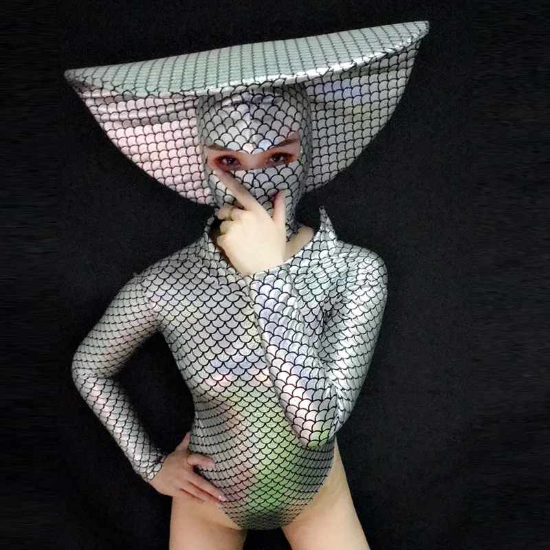 

Nightclub Bar Costume Laser Fish Scales Bodysuit Exaggerated Round Headwear Suit Female Singer DJ Party Halloween Outfit DWY4206