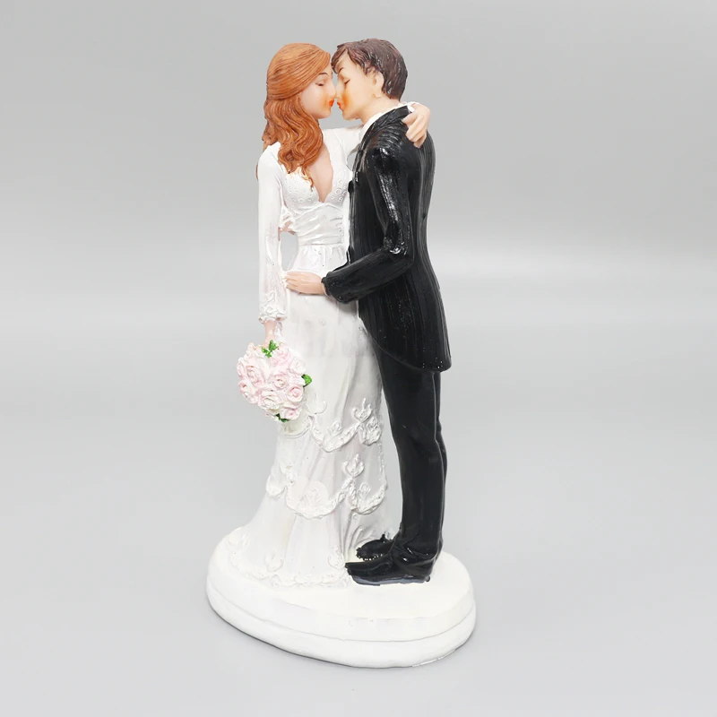 Wedding Anniversary Couple Figurines Car Accessories Valentine\'s Day Ornaments Home Decoration Resin Crafts Gift for Guest