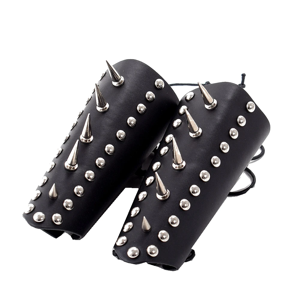 Czarny nit Bracers mężczyźni średniowieczny Viking PU skórzany Arm Armor akcesoria Cosplay Punk Gauntlet Wristband