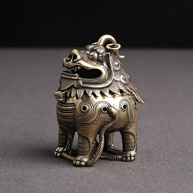 Copper Ancient Beast Step On Snake Statue Vintage Chinese Traditional Lucky Feng Shui Ornaments Home Decorations Crafts Incenser