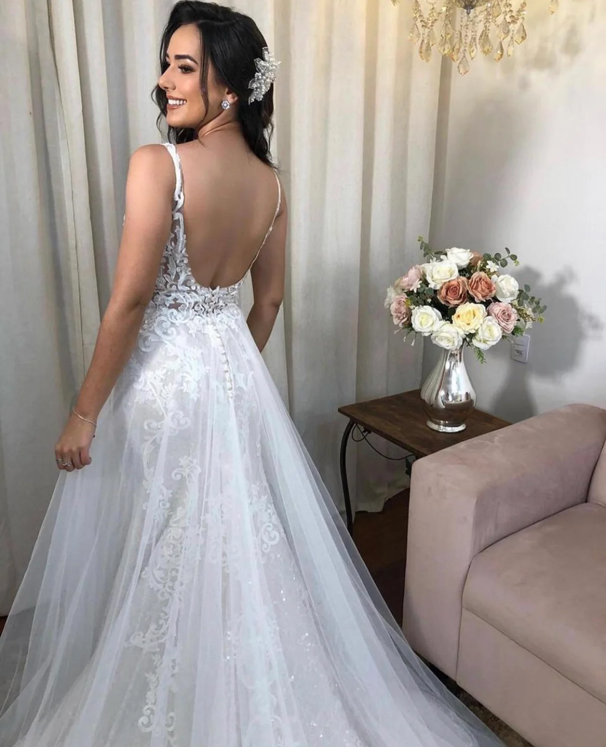 Vestido de casamento a linha tanque com decote em v rendas apliques lantejoulas sem costas tule até o chão trem varredura elegante vestidos de noiva novo