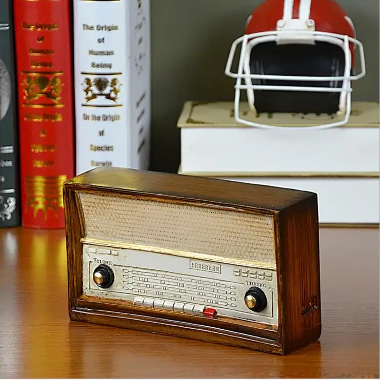 New!Vintage Style Radio Model Antique looking Resin radio mold Resin Artcraft Coffee Bar decor