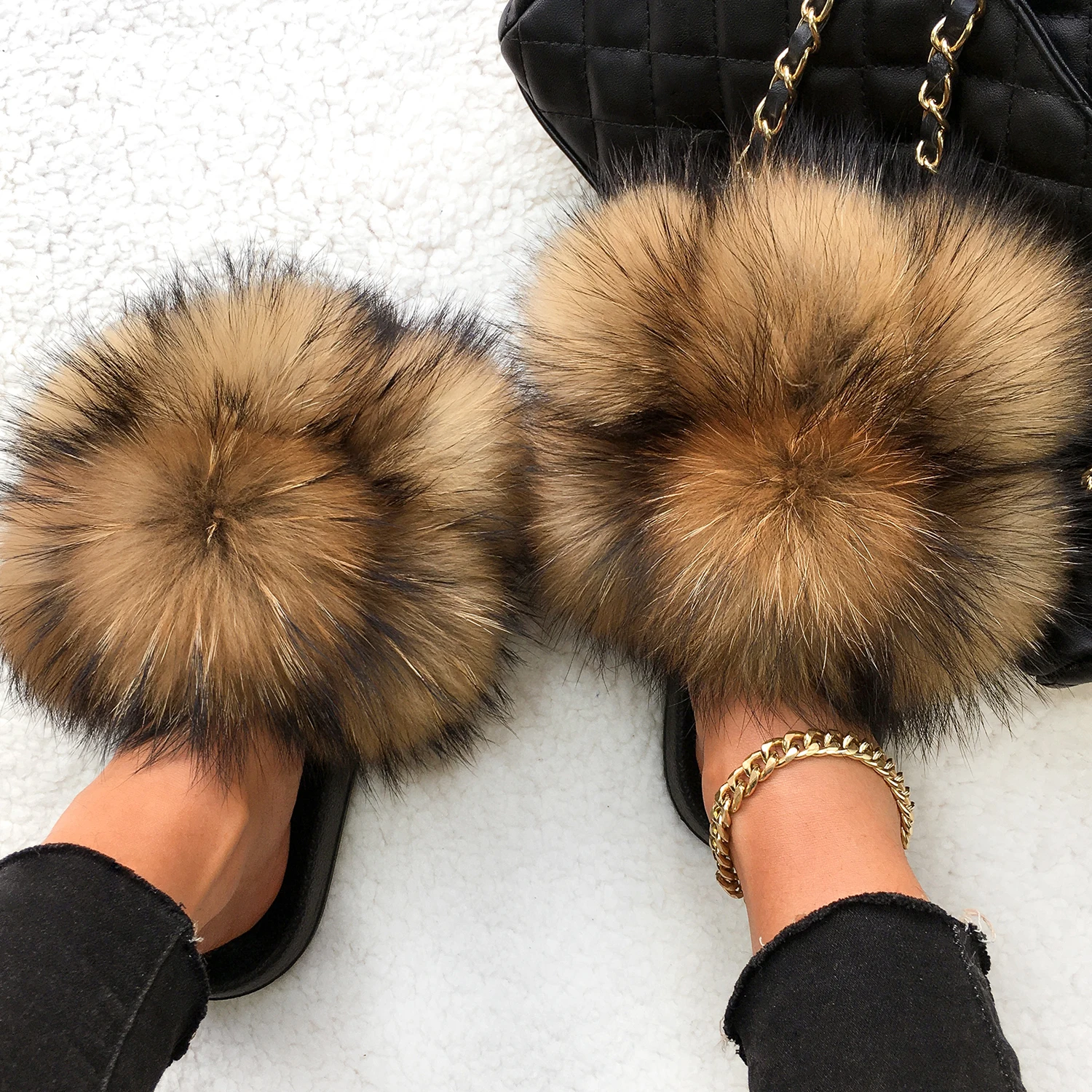 Real Fox Raccoon Fur Slippers Pom Pom Fur Slides Fluffy Flip Flops Plush Fur Ball Slippers Flat Beach Sandals Women House Shoes