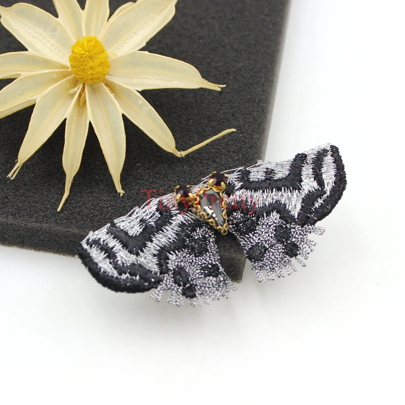 10pcs Handmade Embroidery Moth Butterflies Crystal Beaded Embroidered Moth Butterfly Applique Patches for DIY Jewelry Making