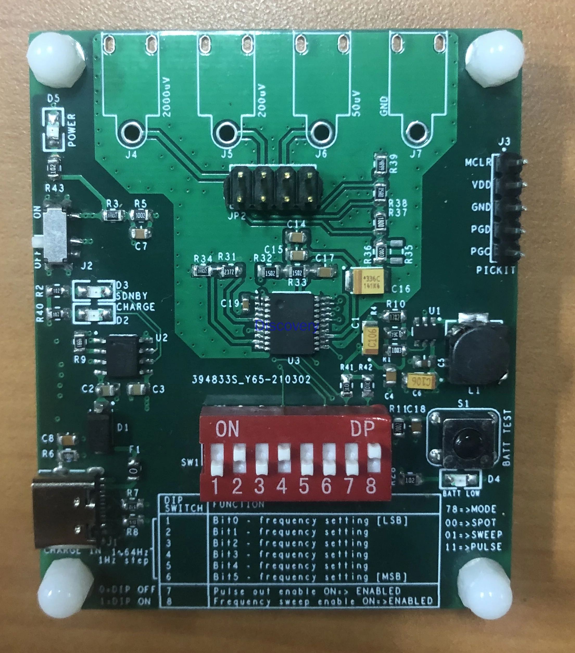 

EEGCAL EEG Development Signal Generator (Dip Switch Version)