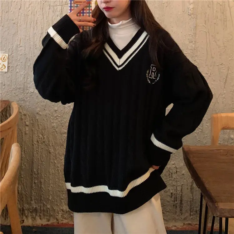 Color matching V-neck sweater for female students in autumn and winter. New loose pullover wild twist knit jacket