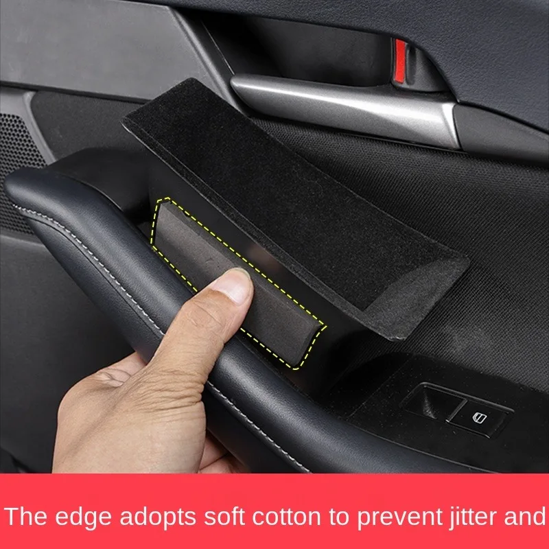 It is applicable to the modification of storage box of next generation Mazda 3 onksera door from 20 to 21