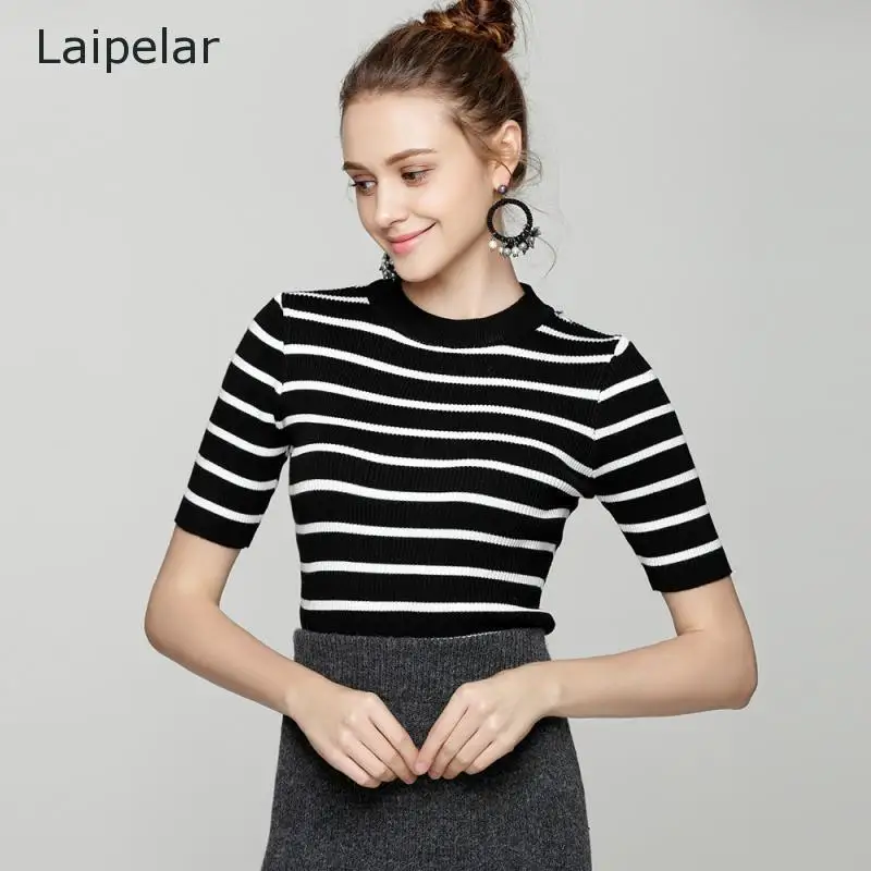 Autumn And Winter Knitted Bottoming Shirt Women's Striped Classic Five-point Sleeve All-match Sweater Fashion Casual Pullov