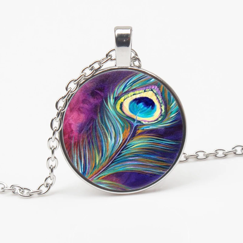 

Vintage Fashion Peacock Feather Photo Crystal Pendant Necklace Gold Round Glass Long Chain Choker Woman Jewelry Party Souvenir