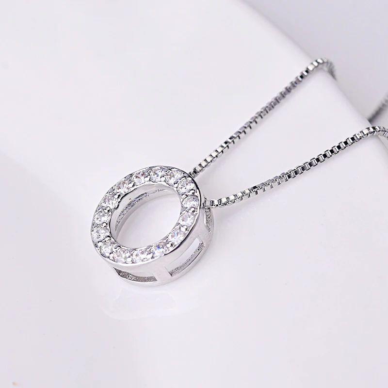 925 Sterling Silber Runde Zirkon-Anhänger-Halsketten für Damen, modischer edler Schmuck, halb mit Strasssteinen besetzte glänzende Kreis-Schlüsselbeinkette – Detail 26