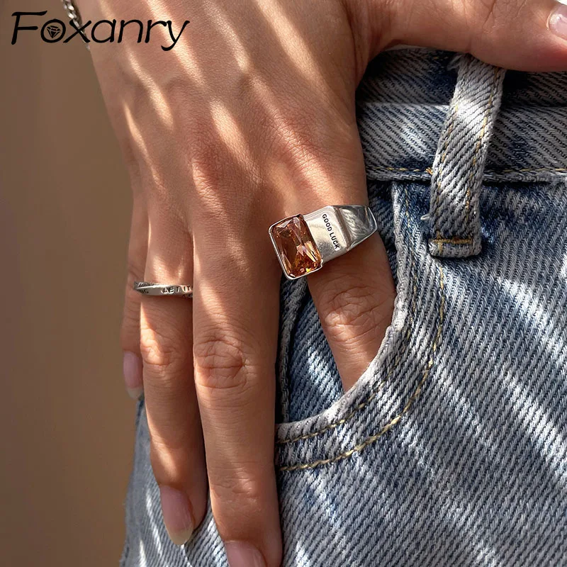 FOXANRY Srebrne szerokie pierścionki dla kobiet Nowe modne eleganckie Vintage Proste powodzenia Cyrkon Biżuteria imprezowa Prezenty urodzinowe