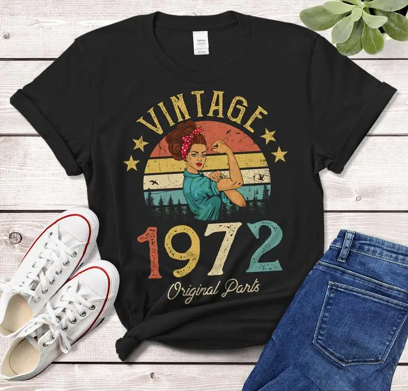 

Retro 1972 T-shirt 49th birthday gift A nostalgic classic gift for wives and mothers 100% cotton short-sleeved top graphic tees