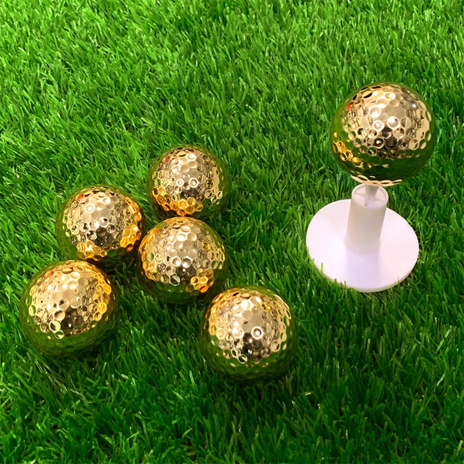 Gold Golf Ball Golf Swing Putter Training Practice Balls Exquisite Golden Plated Training Ball For Golfer Training Aid Accessory