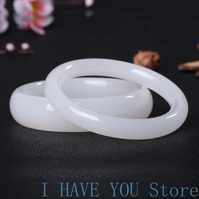 Natural Sichuan White Jade Bangle Gives Mom Beautiful and Beautiful Boutique White Jade