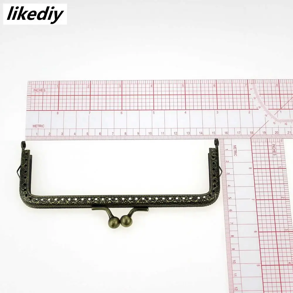 10 Pcs/Lot 15 CM Antique Bronze Square Metal Purse Frame Carved Kiss Clasp Bag Accessory