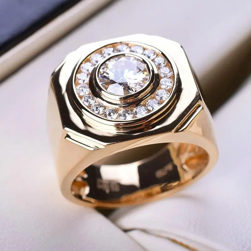 

Classic Men's Ring Round Cut White Zircon Wedding Band Cocktail Party Men Wedding Ring Gold Plated Engagement Ring Jewelrty Gift