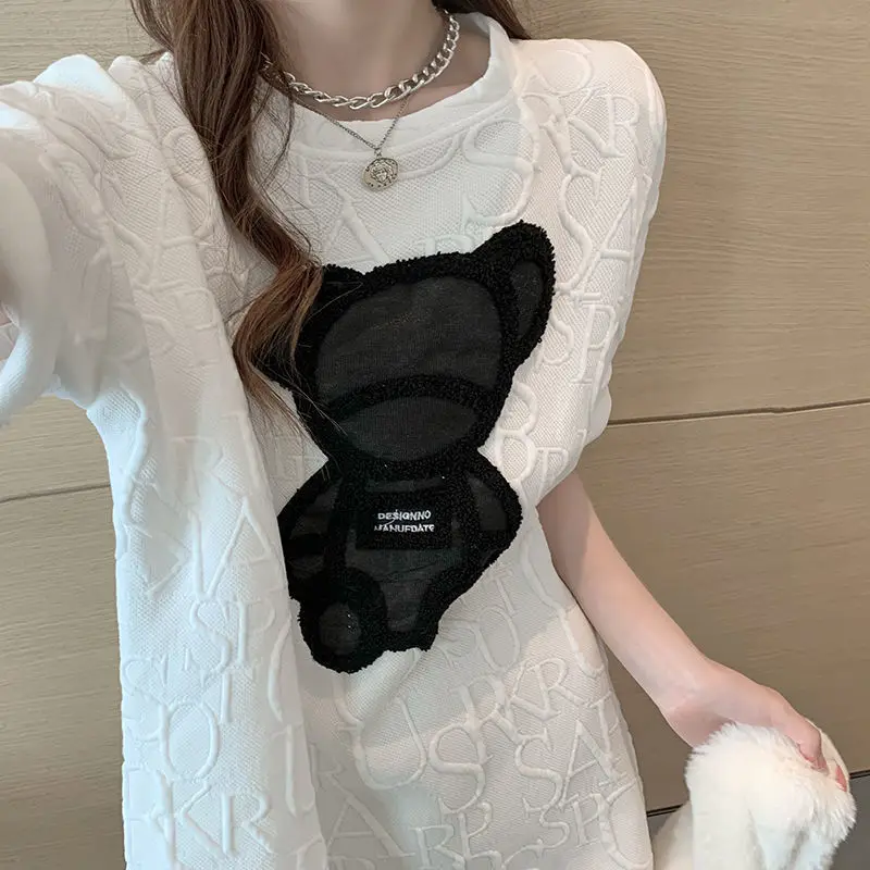 EasyGarment Spring Summer Thick Loose T-shirt For Women Bear Embroidery Hip Hop Korean Style Casual Top